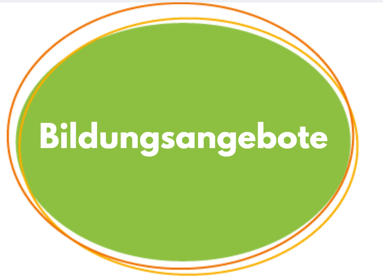 Grünes Oval mit der Aufschrift „Bildungsangebote“ in Weiß.
